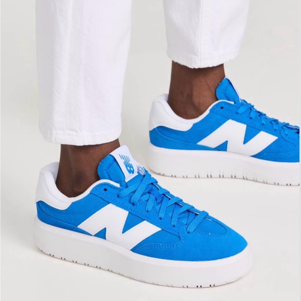 NIB Anthropologie New Balance CT302 Blue and White Shoes size 7 Women’s Cobalt
